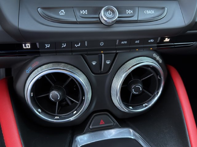 Certified 2022 Chevrolet Camaro SS RWD image 21