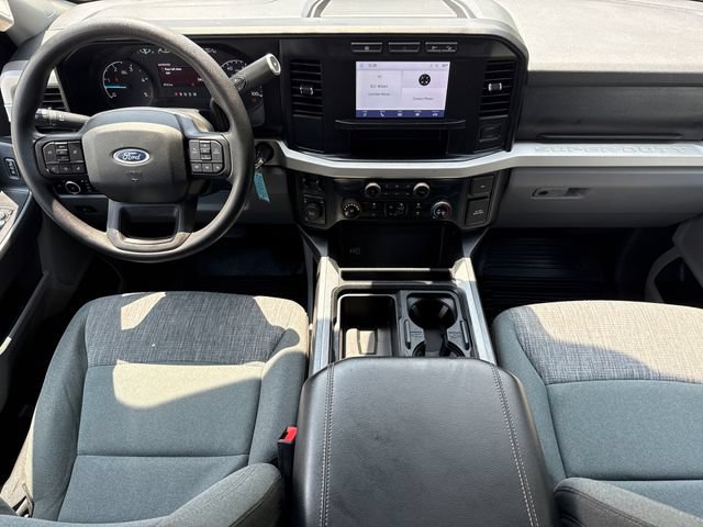 Used 2023 Ford F250 XLT w/ FX4 Off-Road Package AWD/4WD image 11