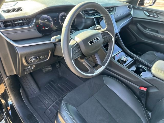 Used 2024 Jeep Grand Cherokee Altitude image 18