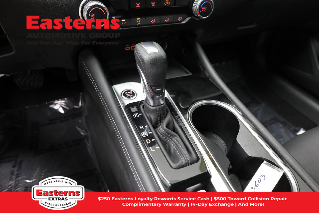 Used 2023 Nissan Altima 2.5 SV FWD image 14