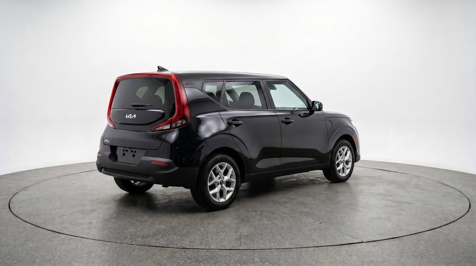 Used 2025 Kia Soul LX w/ LX Technology Package FWD image 9
