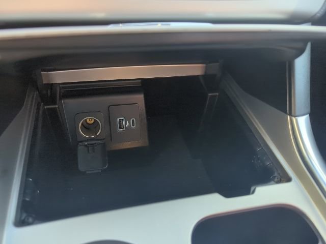 Used 2021 Ford Explorer XLT w/ Equipment Group 202A image 45