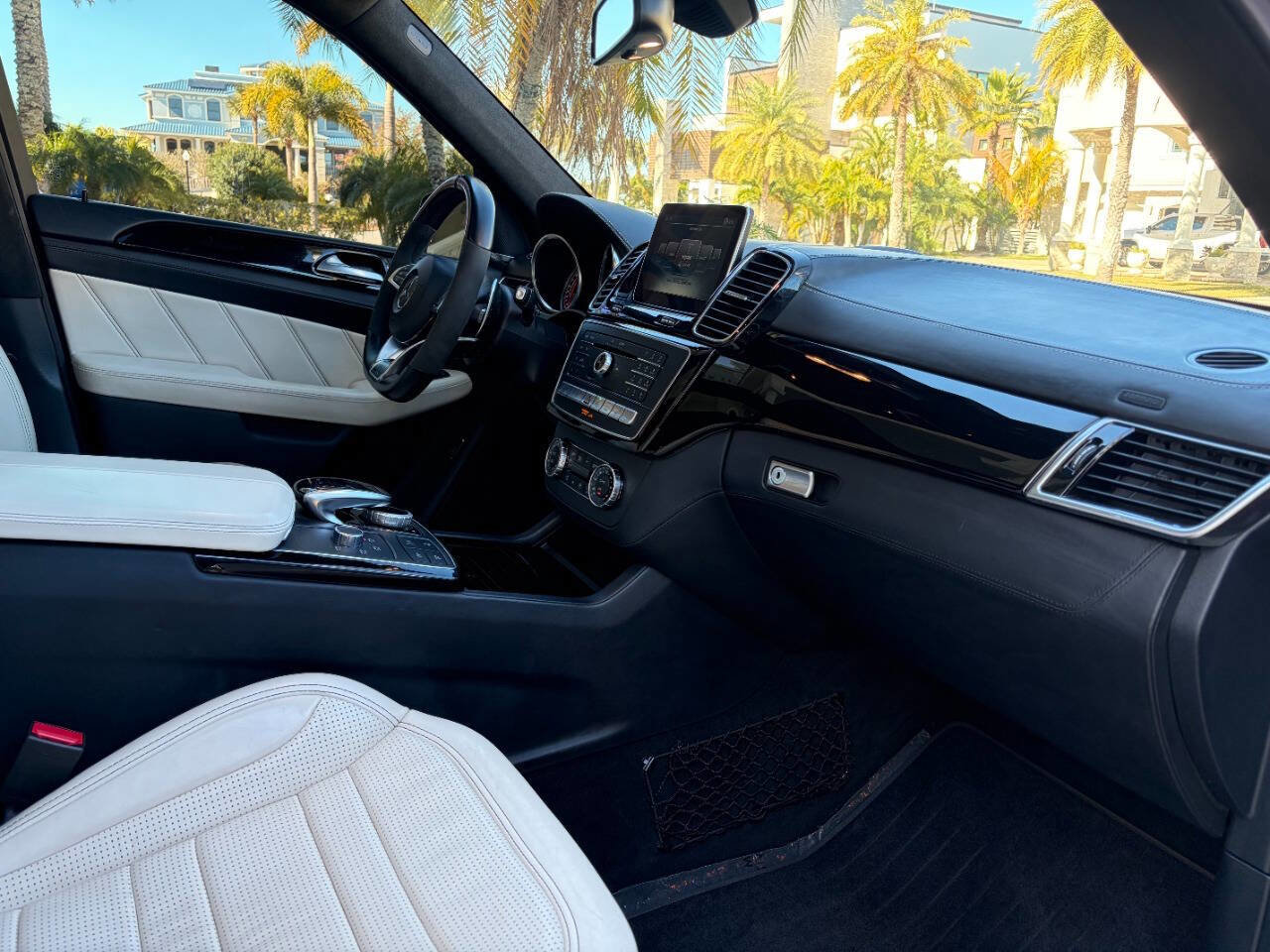 Used 2016 Mercedes-Benz GLE 63 AMG S w/ Driver Assistance Package image 70