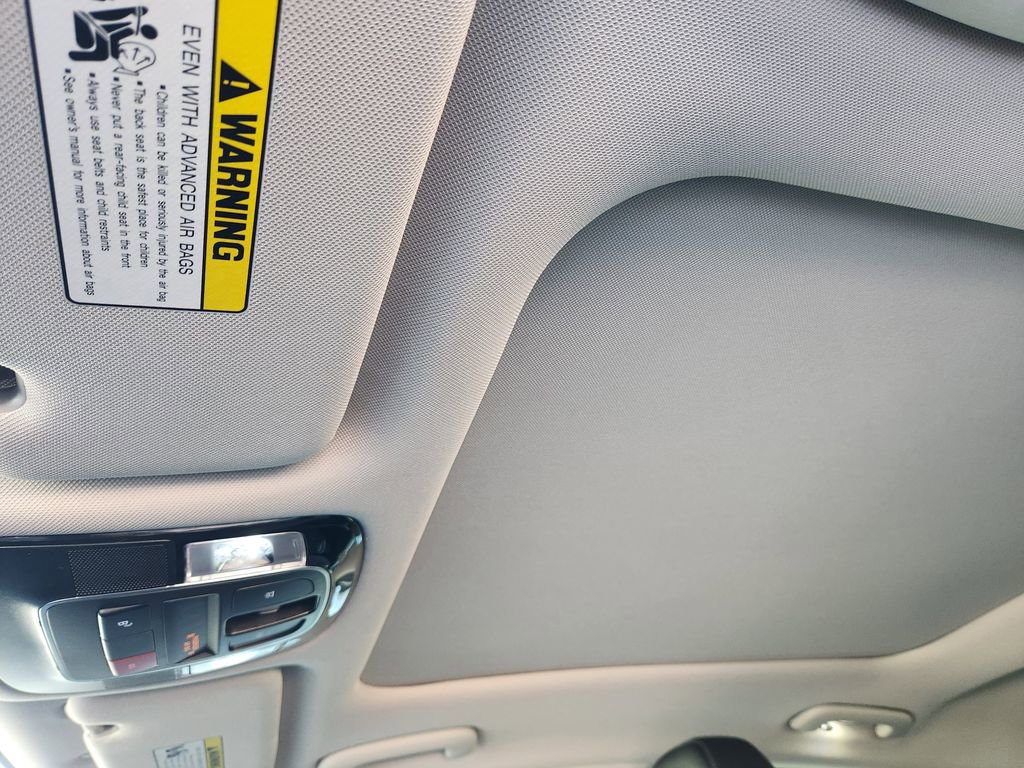 New 2025 Hyundai Sonata Limited FWD image 18