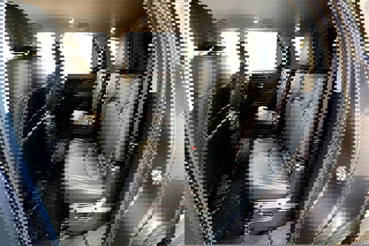 Used 2024 Honda Pilot EX-L image 18