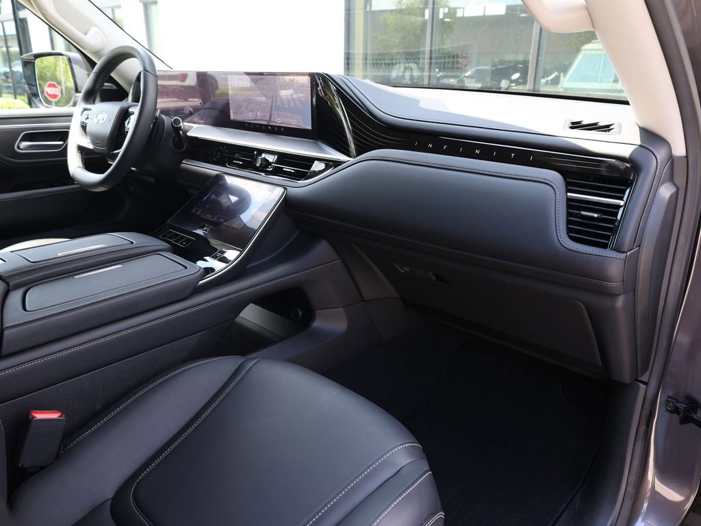 Certified 2025 INFINITI QX80 Pure image 23