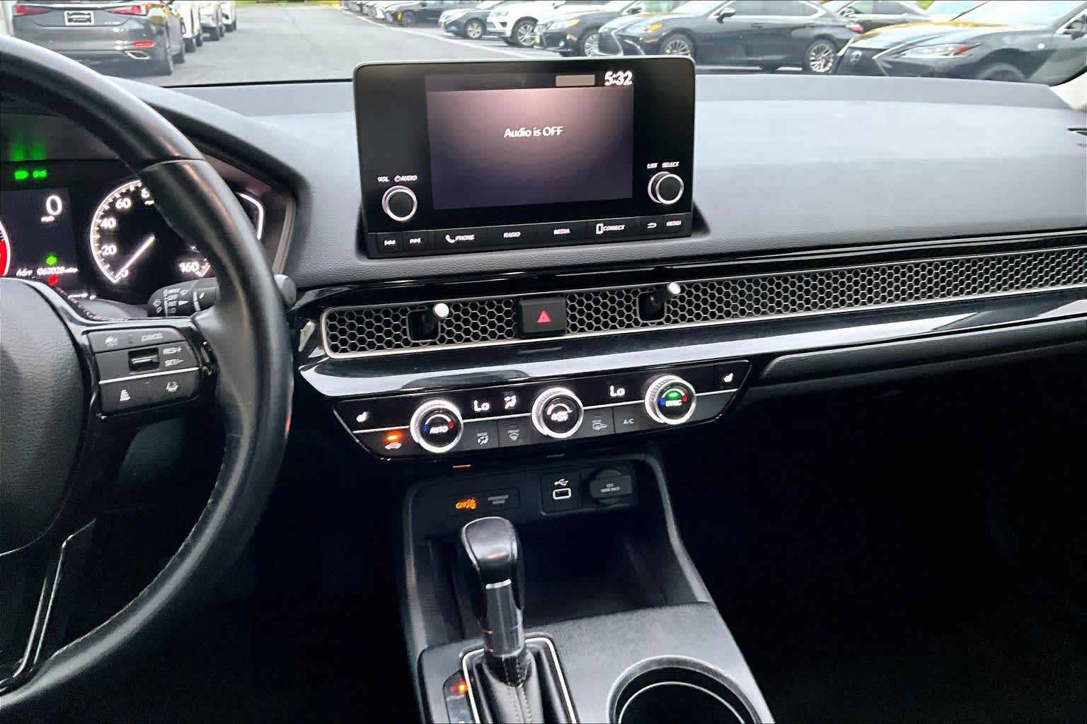 Used 2022 Honda Civic EX image 9