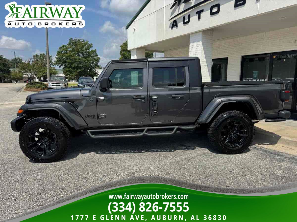 Used 2024 Jeep Gladiator Sport AWD/4WD image 9