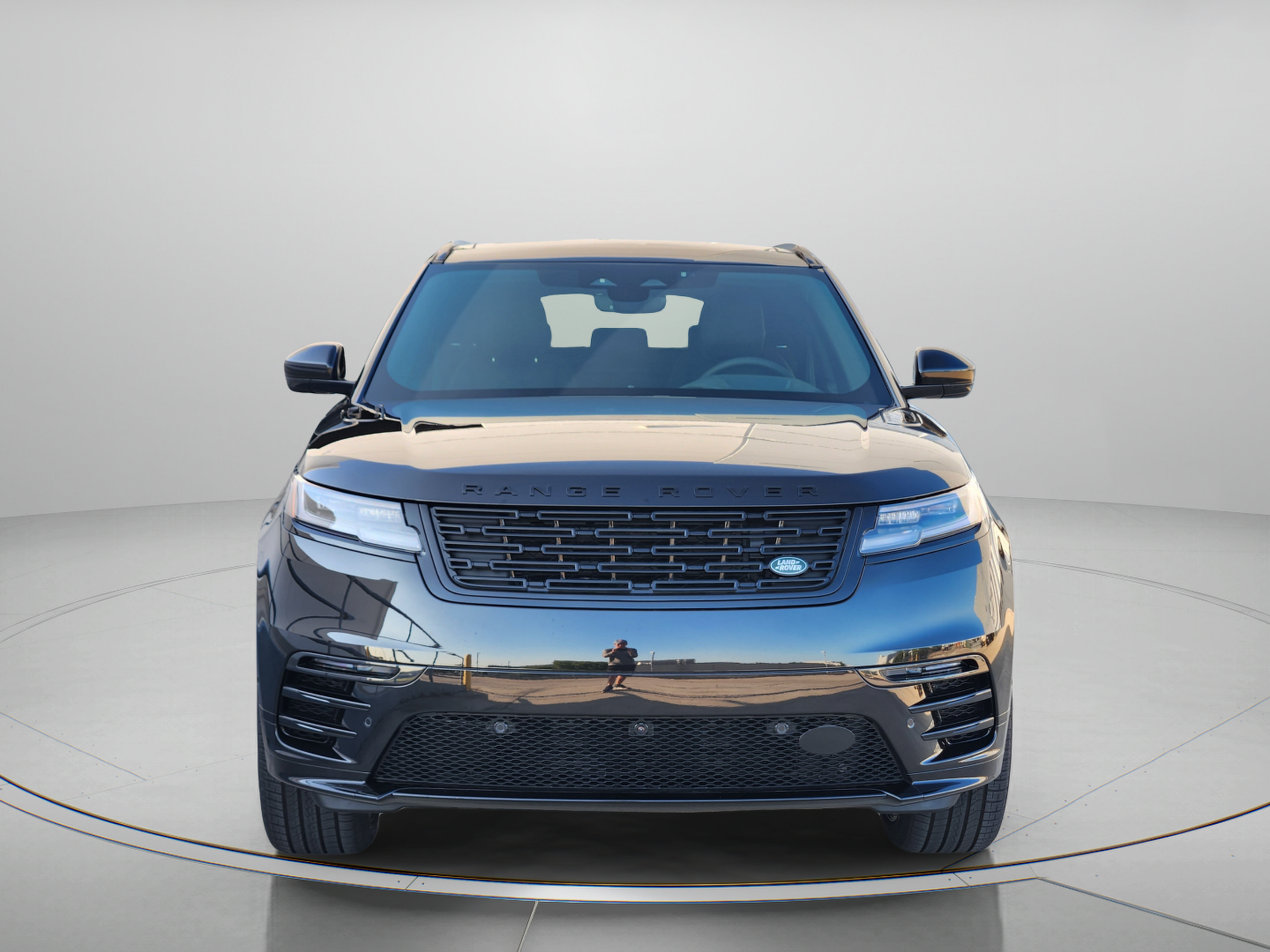 New 2026 Land Rover Range Rover Velar Belgravia AWD/4WD image 6