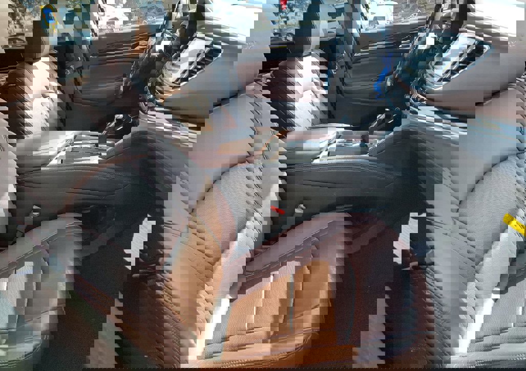 Used 2018 Buick Enclave Avenir w/ Avenir Technology Package image 11