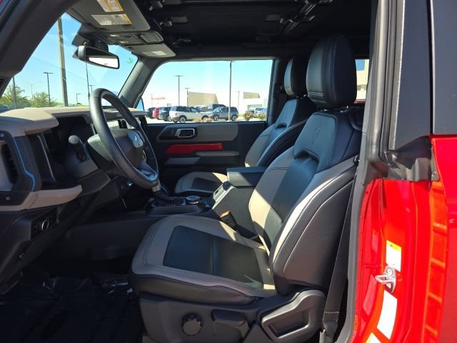 Used 2023 Ford Bronco Wildtrak AWD/4WD image 11