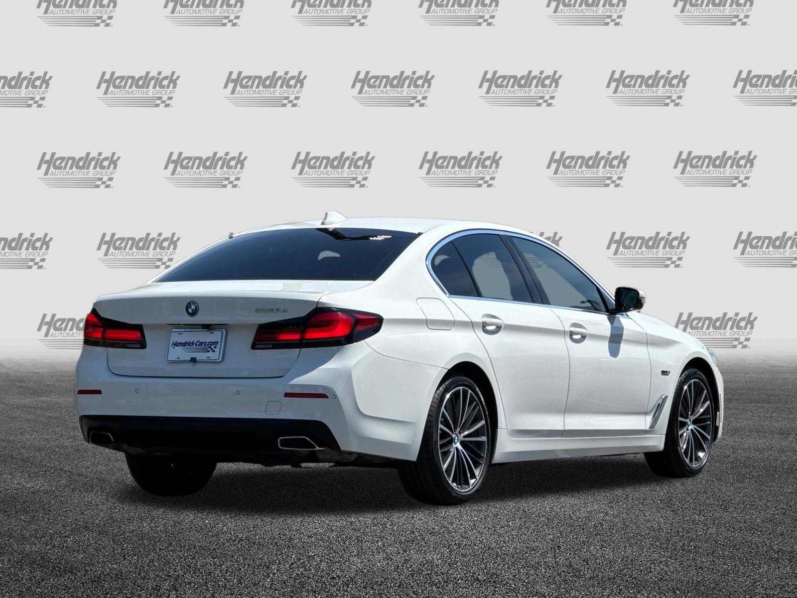 Used 2023 BMW 530e RWD image 5
