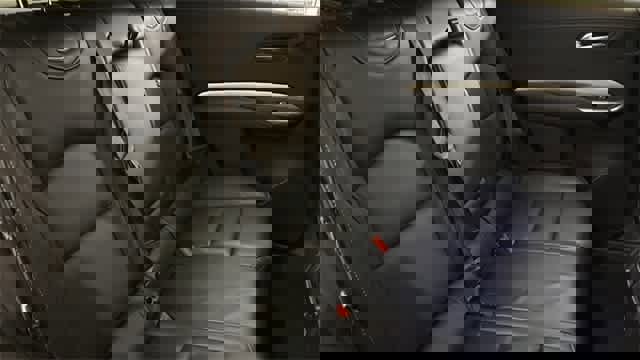 Used 2019 Cadillac XT4 Premium Luxury w/ Technology Package image 33