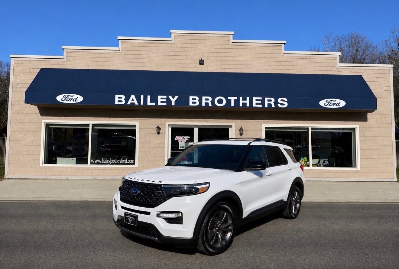 Used 2023 Ford Explorer XLT w/ Equipment Group 202A