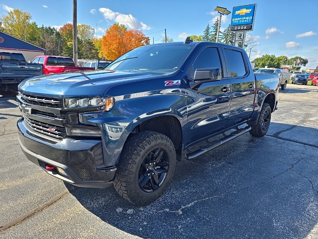 Used 2020 Chevrolet Silverado 1500 LT Trail Boss image 2