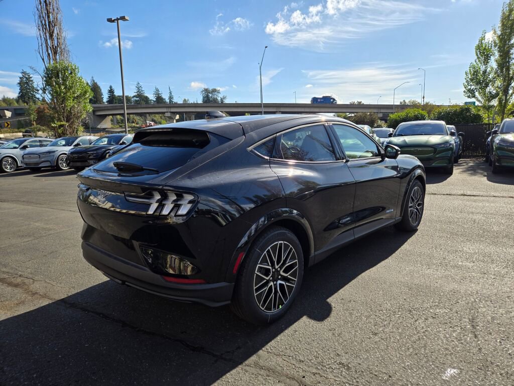 New 2025 Ford Mustang Mach-E Premium image 5