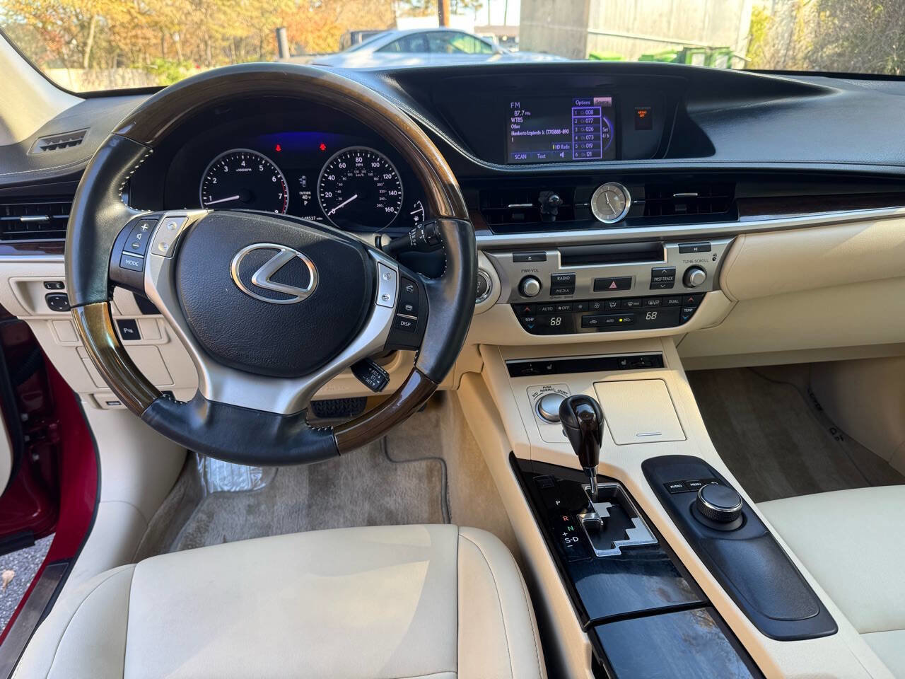 Used 2013 Lexus ES 350 w/ Premium Pkg image 17