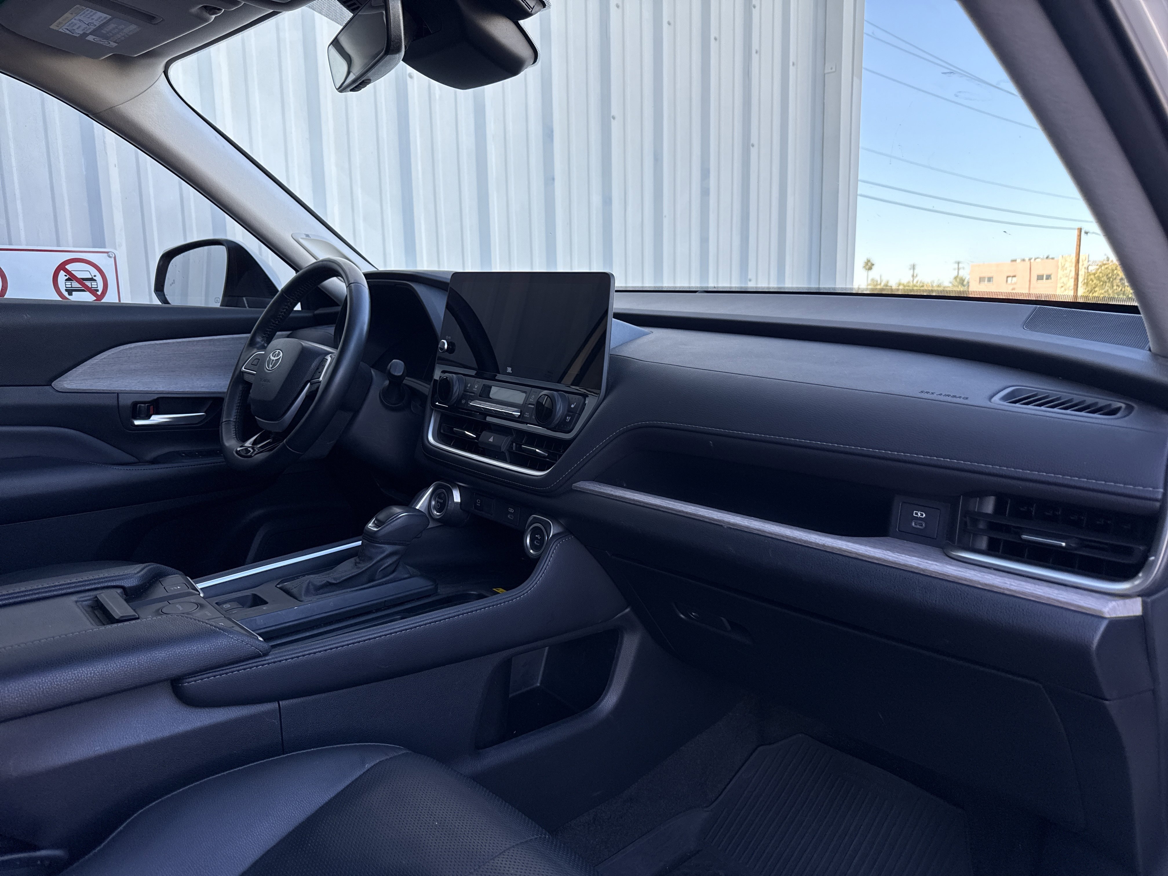 Used 2024 Toyota Grand Highlander Limited image 45