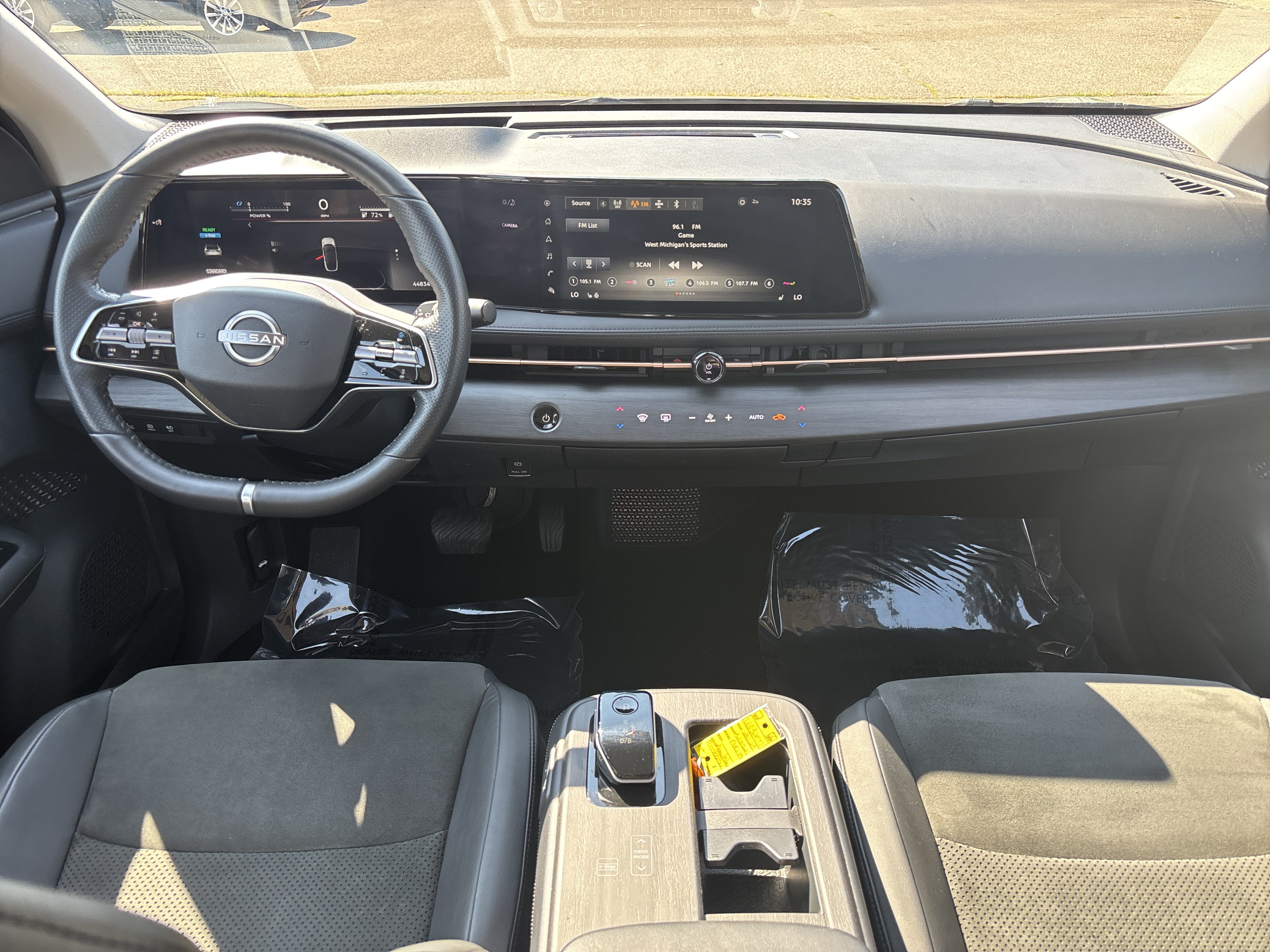 Used 2023 Nissan Ariya FWD image 16