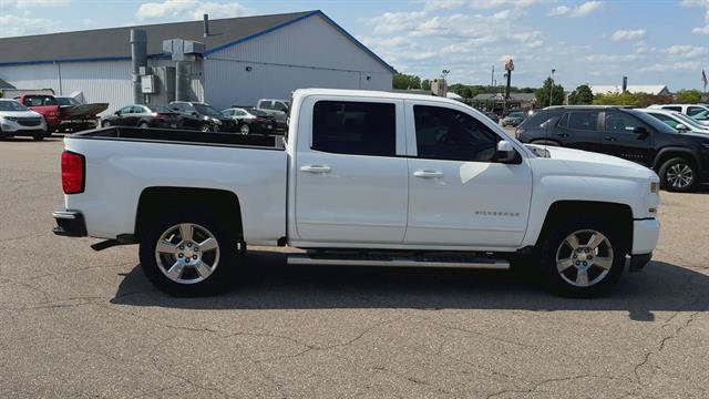 Used 2017 Chevrolet Silverado 1500 LT w/ All Star Edition AWD/4WD image 9