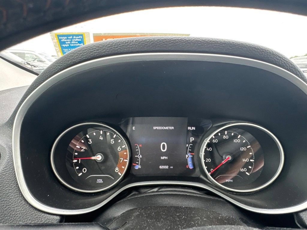 Used 2020 Jeep Compass Limited AWD/4WD image 12