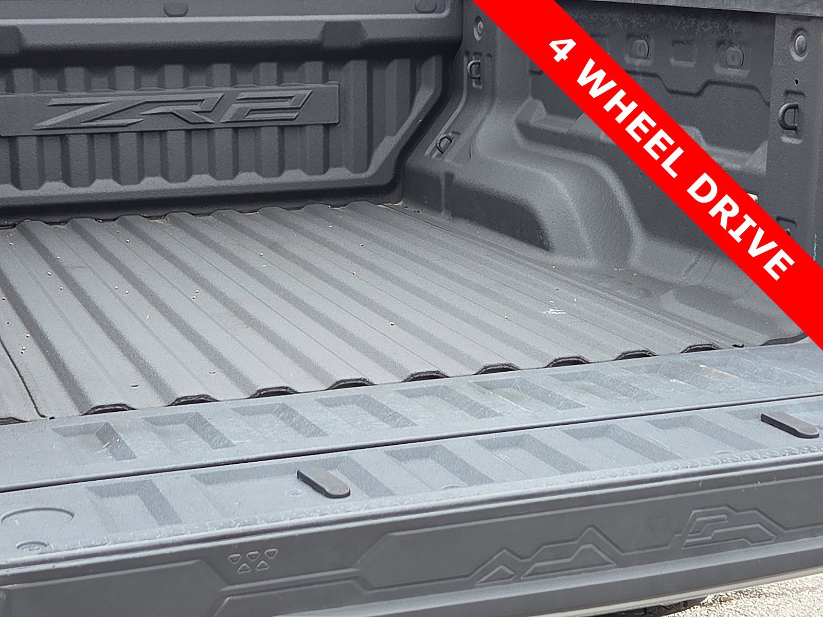 Used 2023 Chevrolet Colorado ZR2 image 9