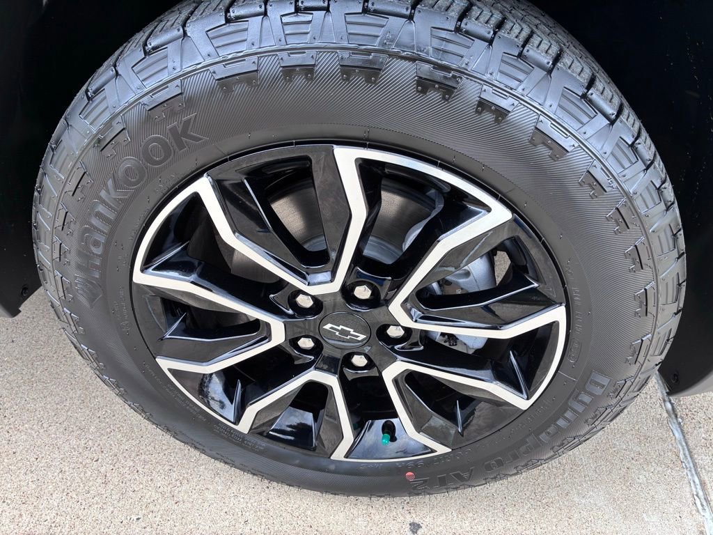 New 2026 Chevrolet TrailBlazer ACTIV w/ Driver Confidence Package FWD image 3