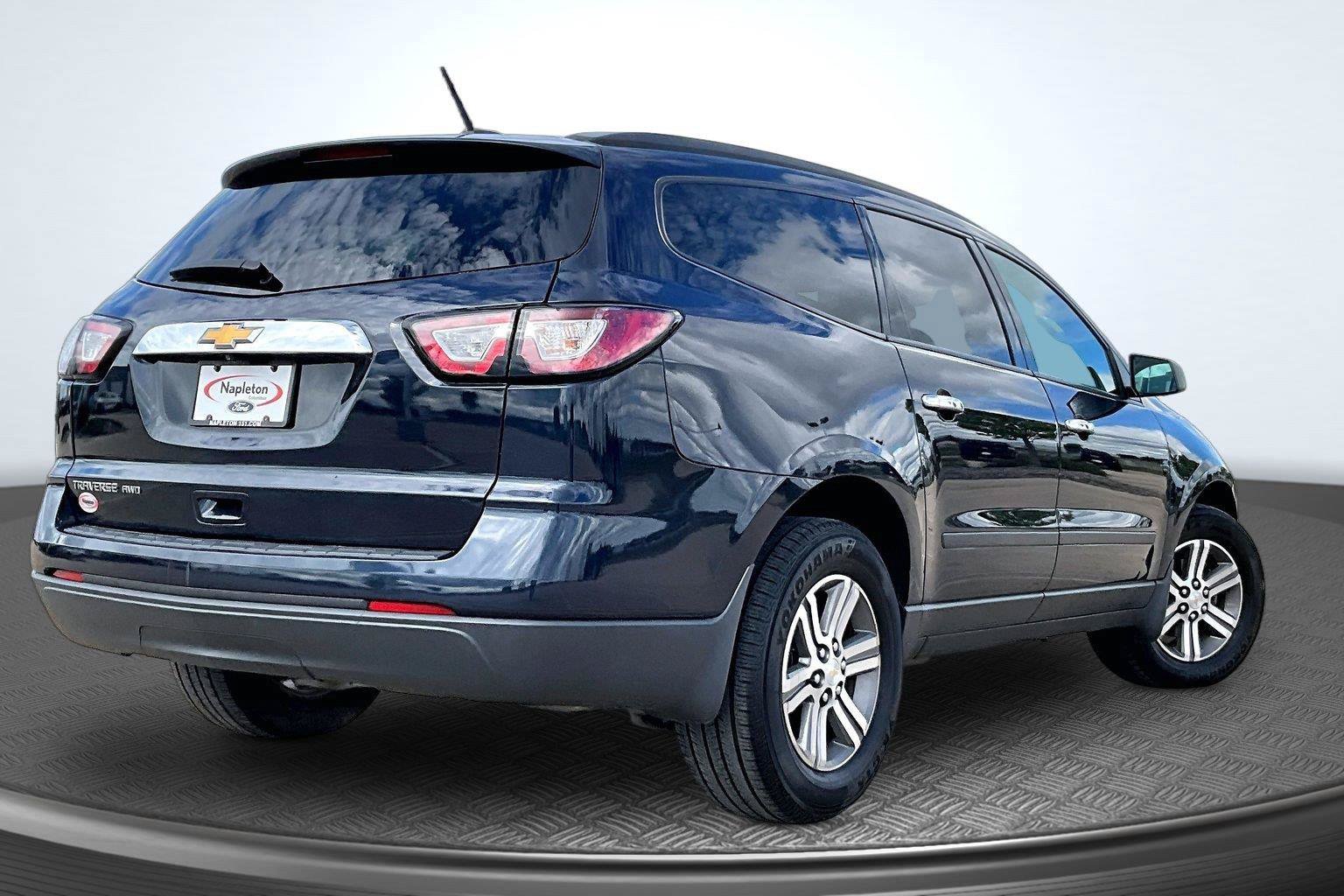 Used 2017 Chevrolet Traverse LS AWD/4WD image 2
