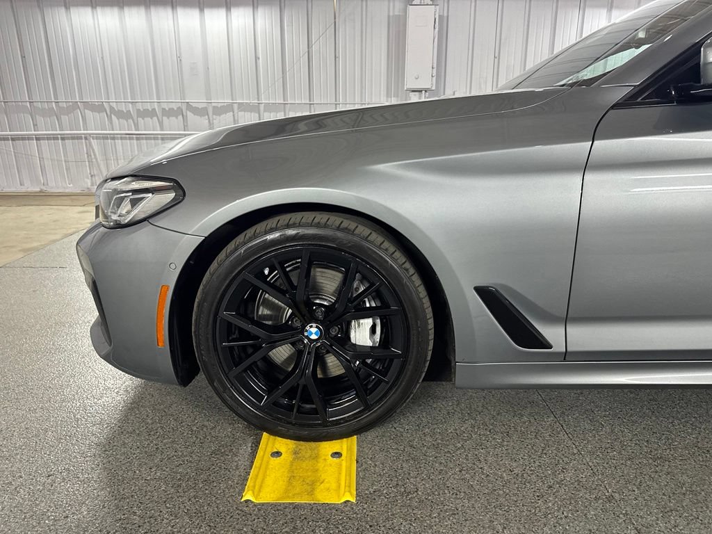 Used 2023 BMW 540i xDrive w/ M Sport Package AWD/4WD image 20