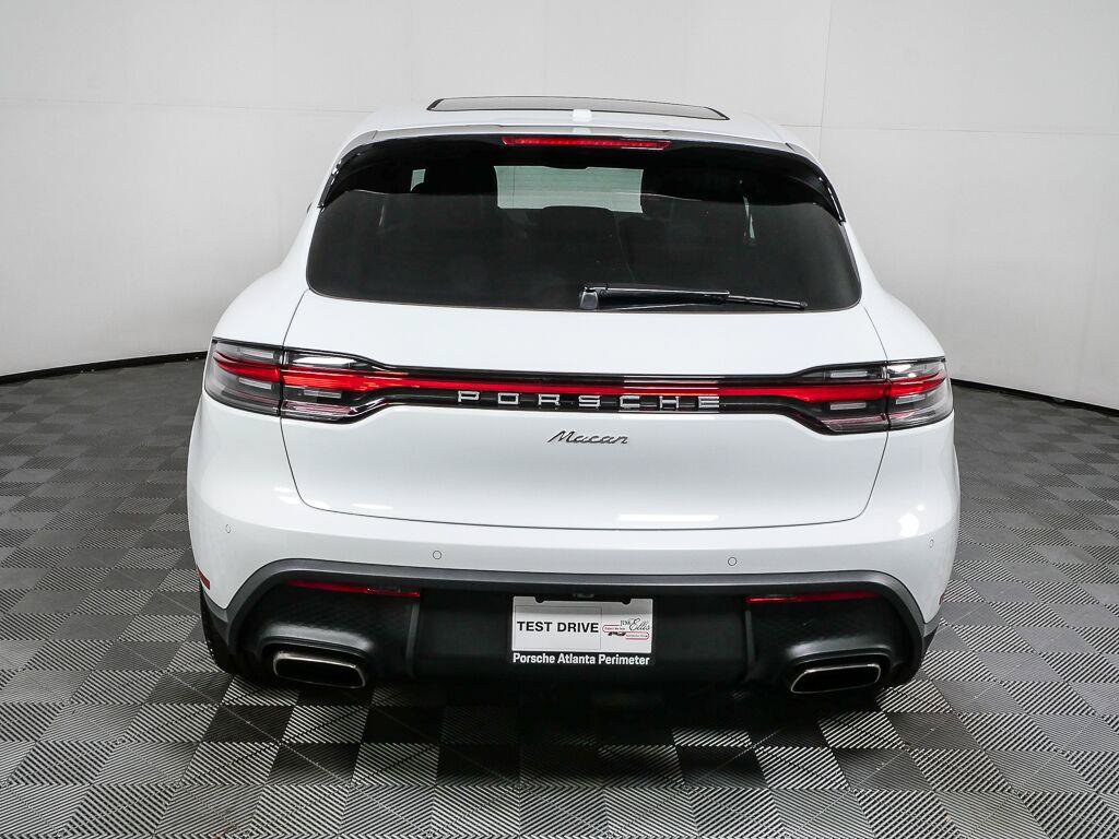 Certified 2026 Porsche Macan Turbo AWD/4WD image 32