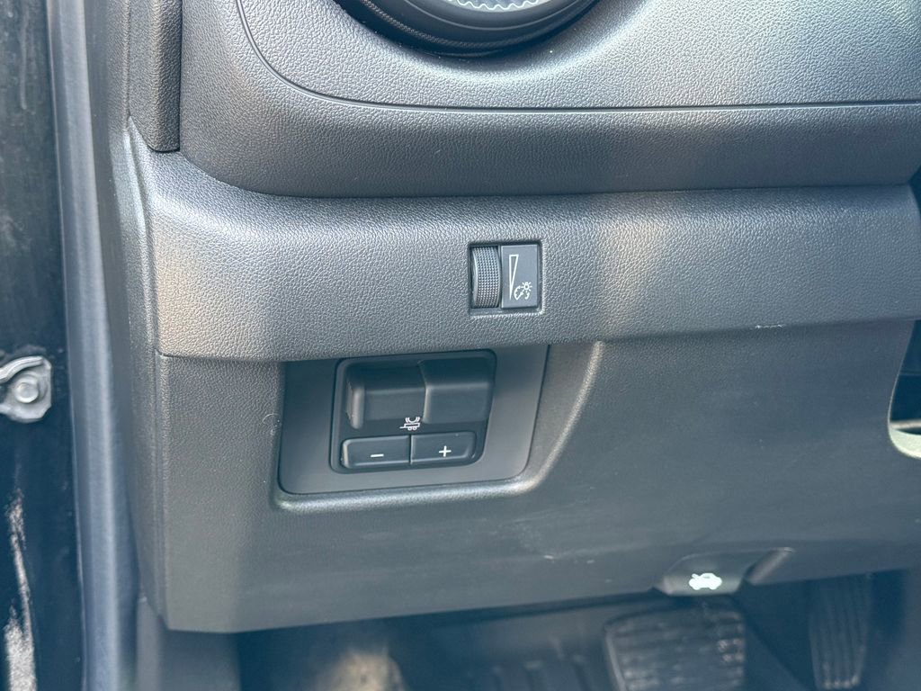 Certified 2023 Chevrolet Colorado Trail Boss w/ LPO, Dark Essentials Package image 17