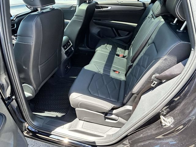 Used 2026 Volkswagen Atlas Cross Sport SE w/ Panoramic Sunroof Package AWD/4WD image 9
