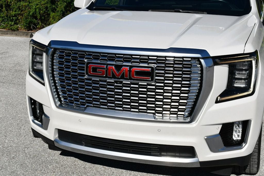 Used 2021 GMC Yukon Denali w/ Denali Premium Package RWD image 44