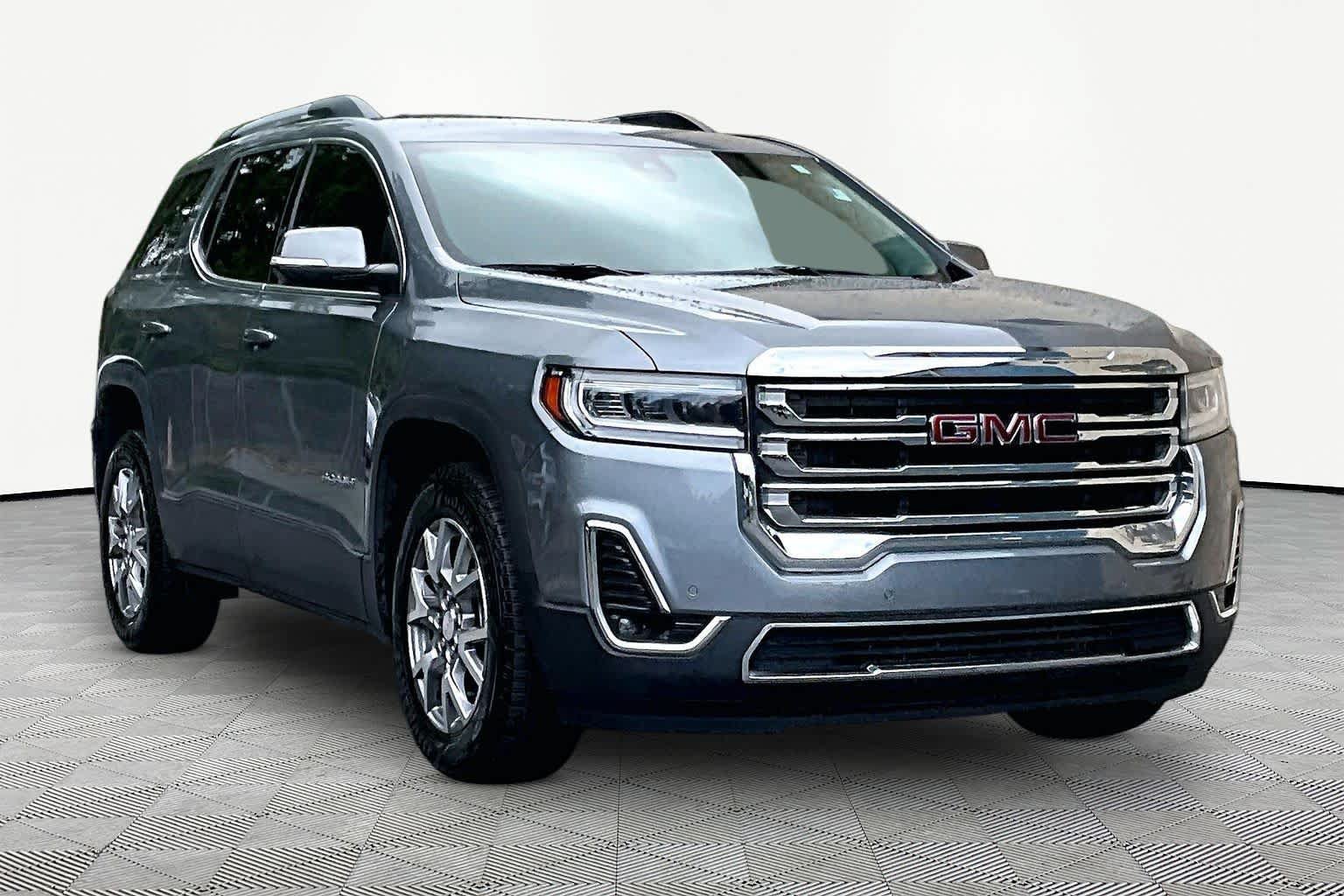 Used 2021 GMC Acadia SLT w/ LPO, Floor Liner Package FWD image 3