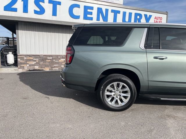 Used 2023 Chevrolet Suburban Premier AWD/4WD image 11