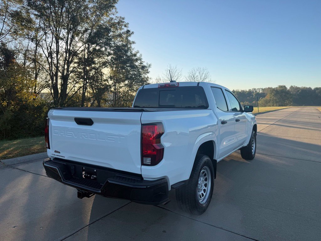 Used 2025 Chevrolet Colorado W/T w/ Advanced Trailering Package RWD image 3