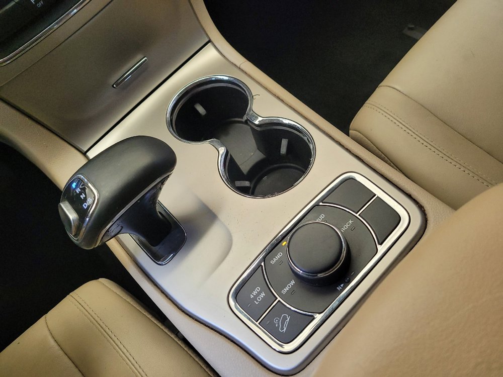 Used 2015 Jeep Grand Cherokee Limited AWD/4WD image 26