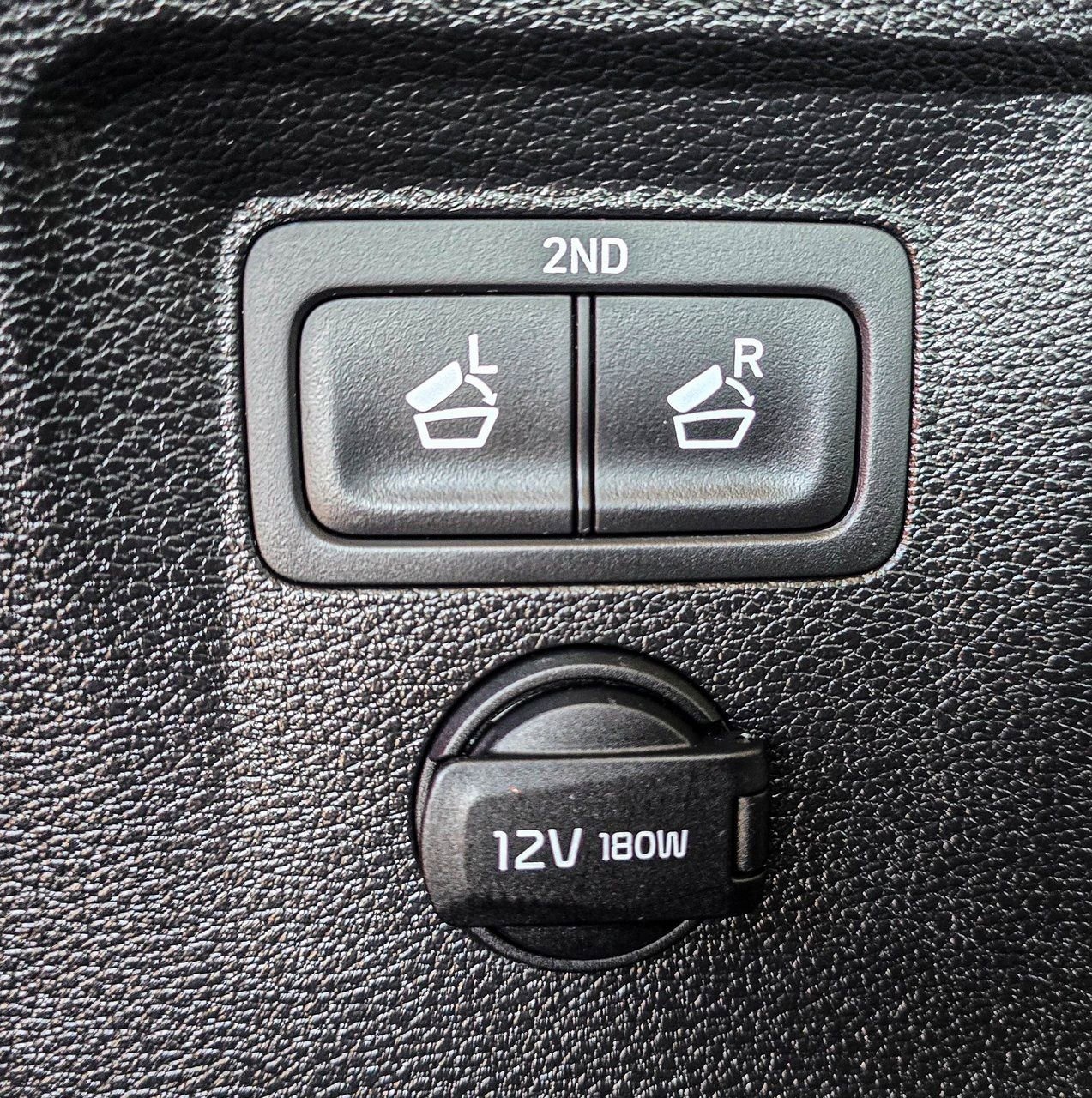 Used 2025 Kia Telluride S image 39