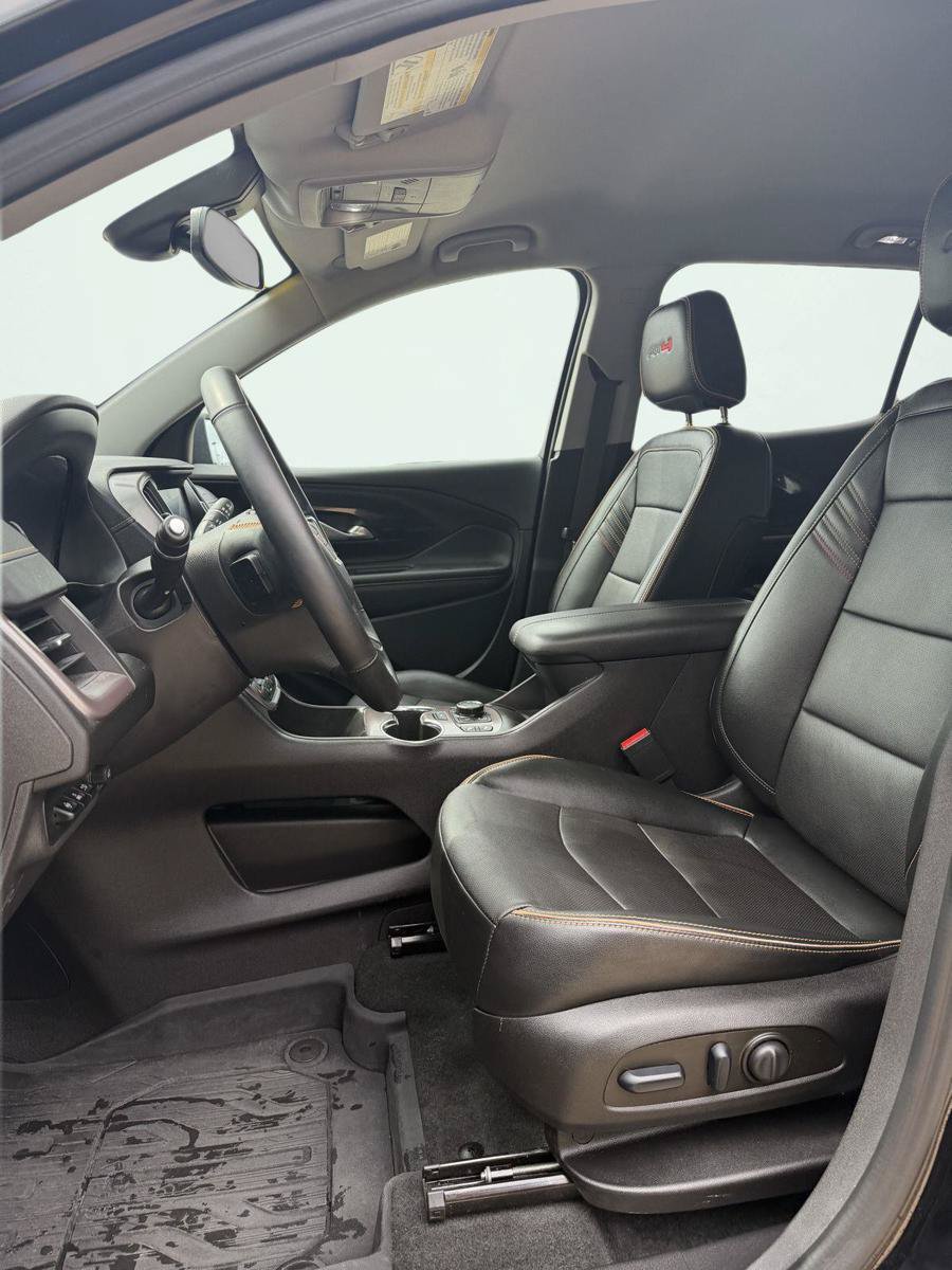 Used 2024 GMC Terrain AT4 w/ Tech Package AWD/4WD image 3