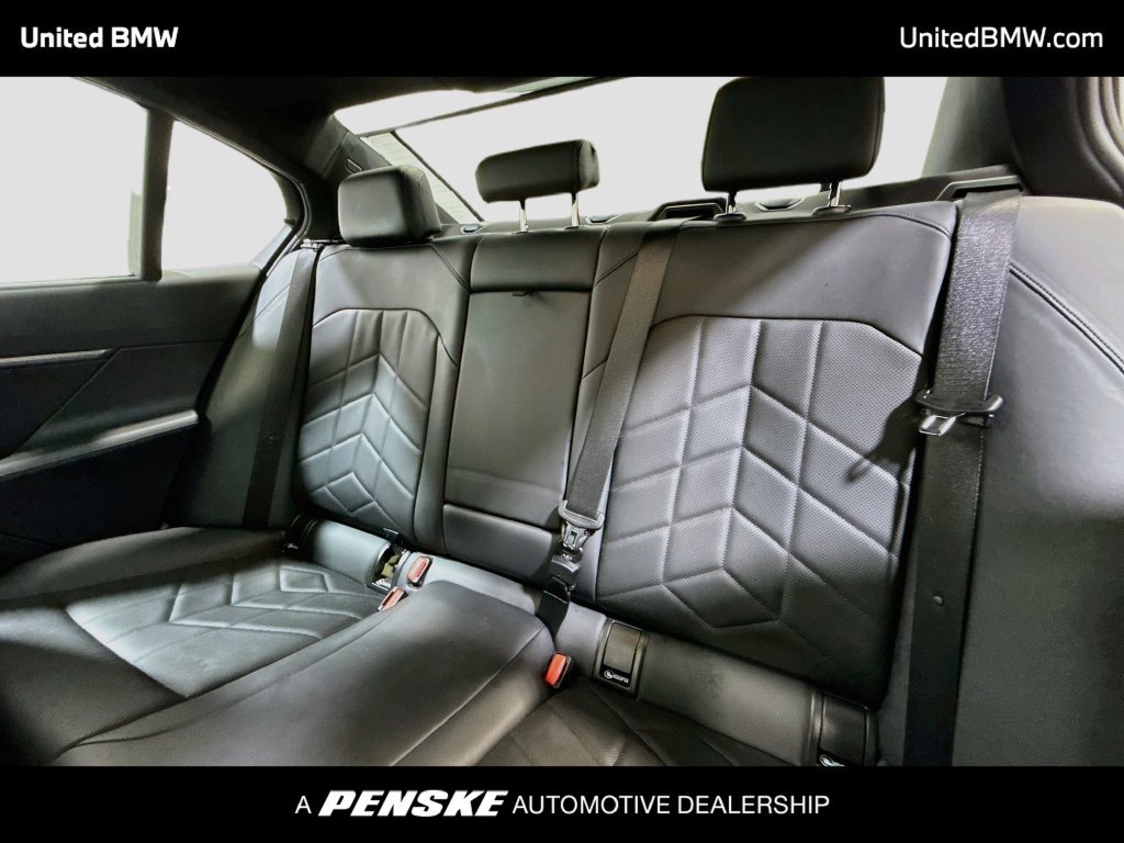 Certified 2026 BMW 530i RWD image 20