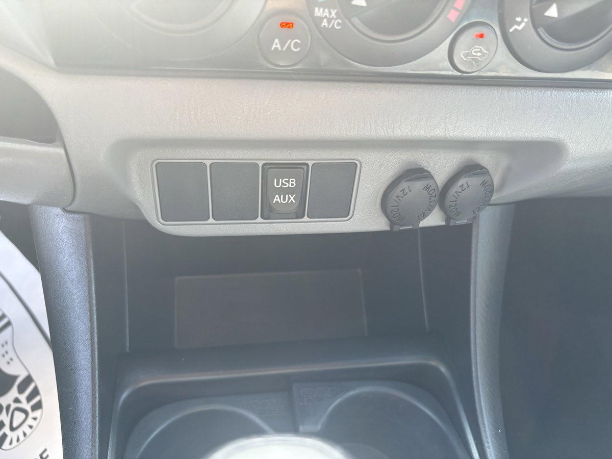 Used 2015 Toyota Tacoma PreRunner image 31