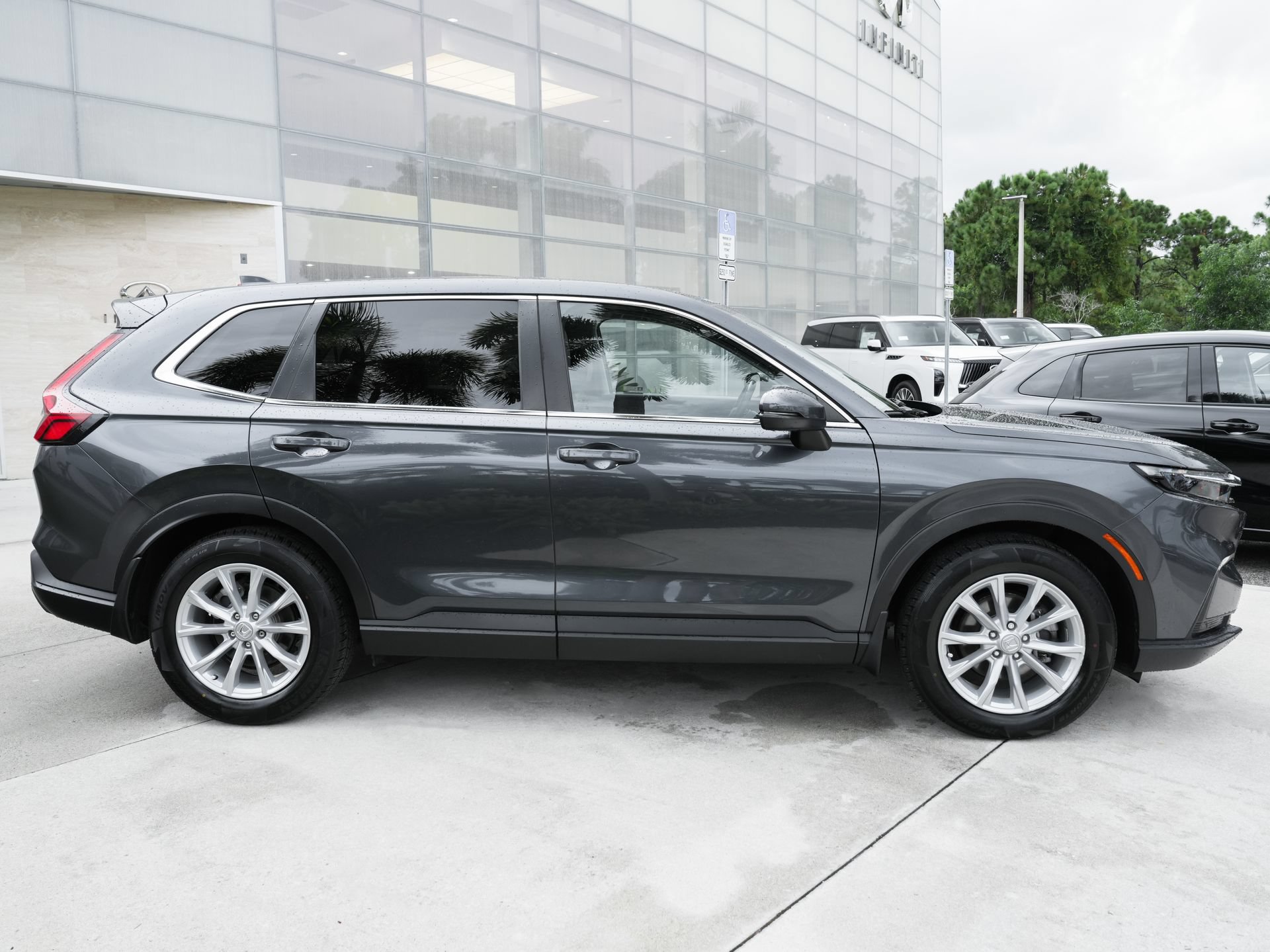 Used 2024 Honda CR-V EX-L image 26