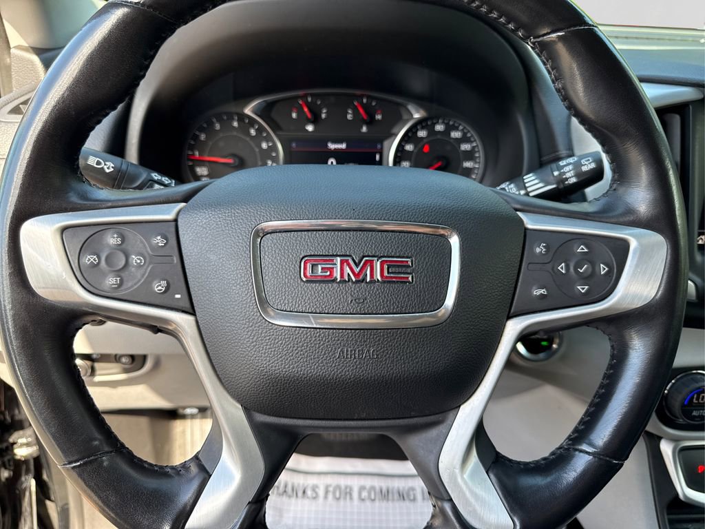 Used 2022 GMC Terrain SLT image 26