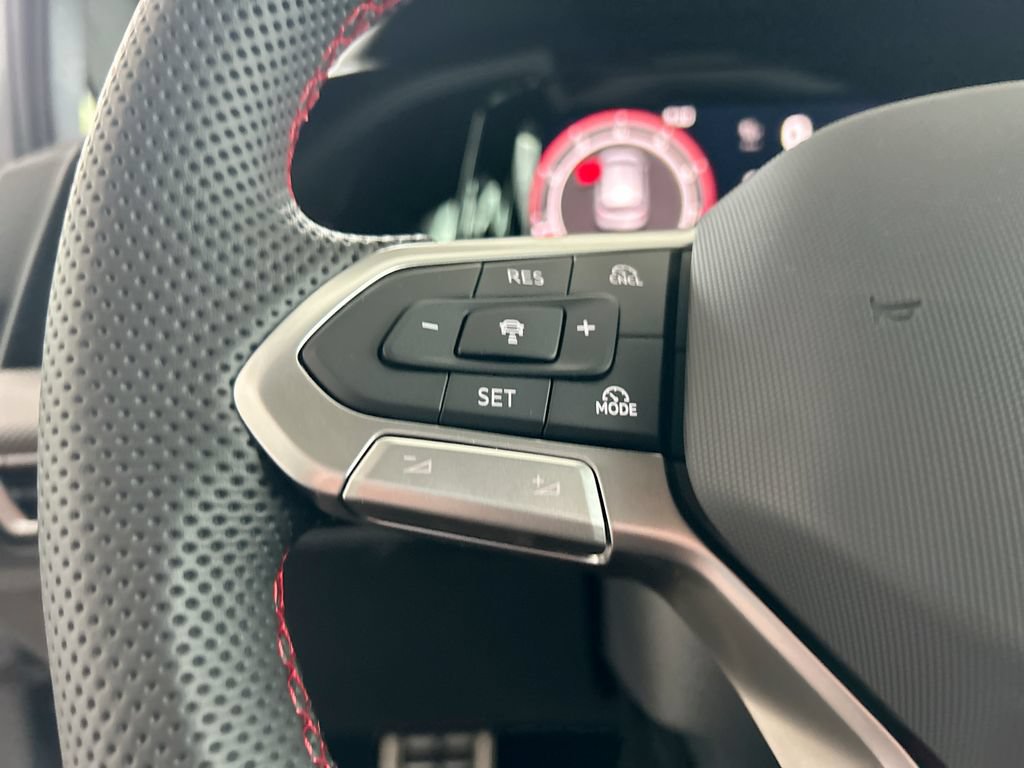 New 2026 Volkswagen GTI SE FWD image 16