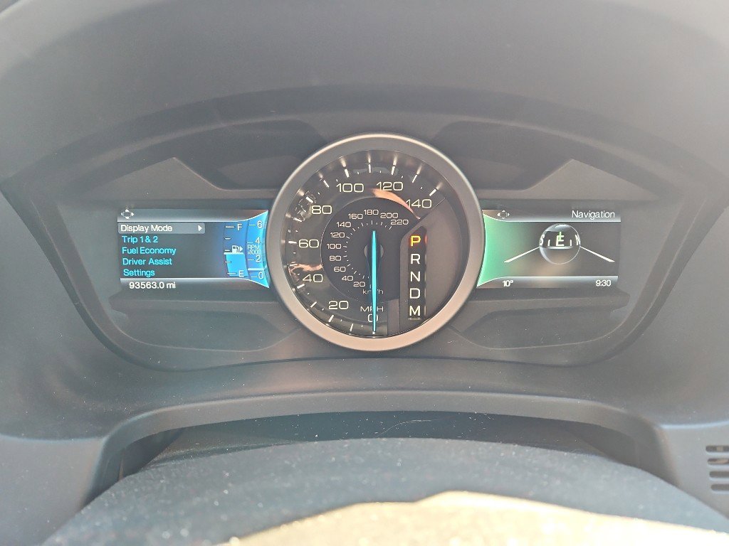 Used 2015 Ford Explorer XLT w/ Equipment Group 202A image 10