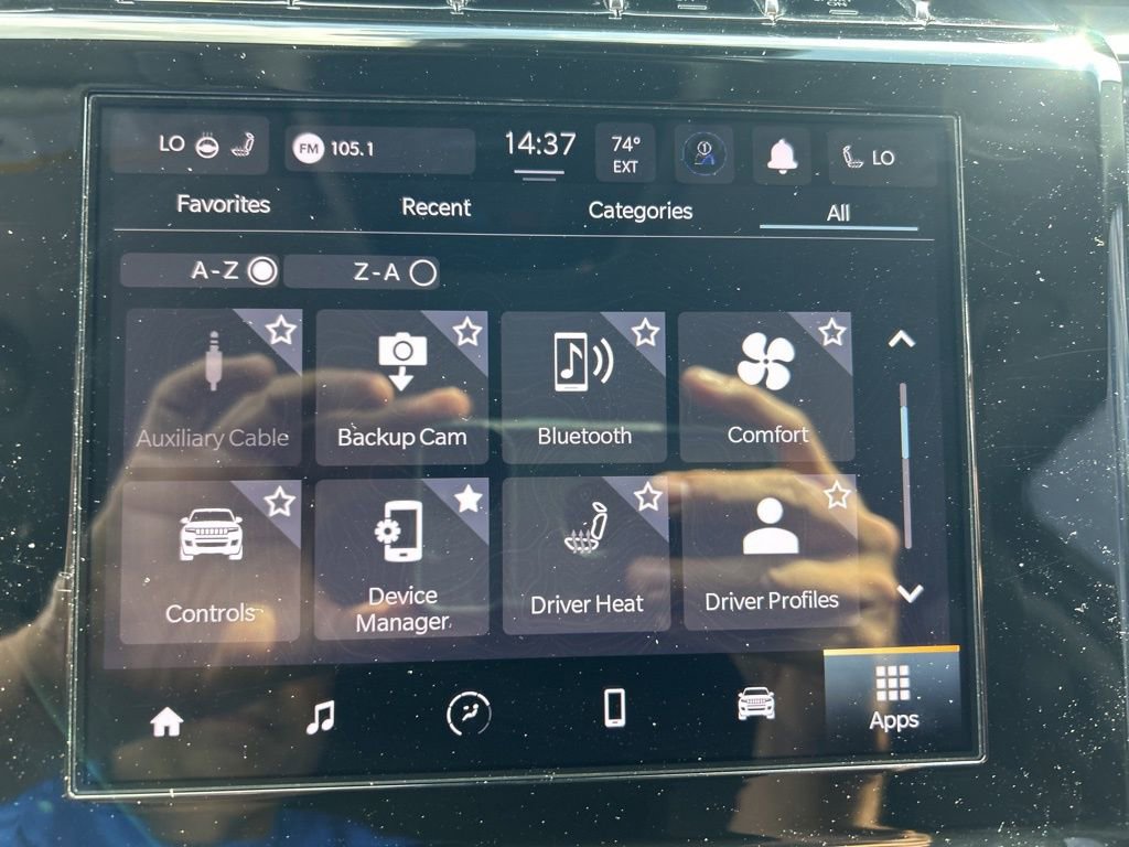 Used 2023 Jeep Grand Cherokee Laredo w/ Luxury Tech Group I image 39