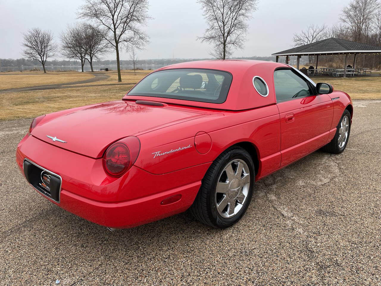Used 2002 Ford Thunderbird Deluxe image 2