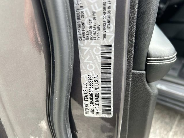 Used 2023 Jeep Grand Cherokee L Laredo AWD/4WD image 40