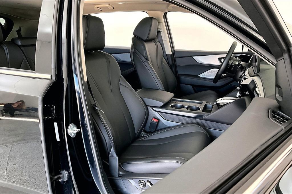 Certified 2025 Acura MDX SH-AWD image 10