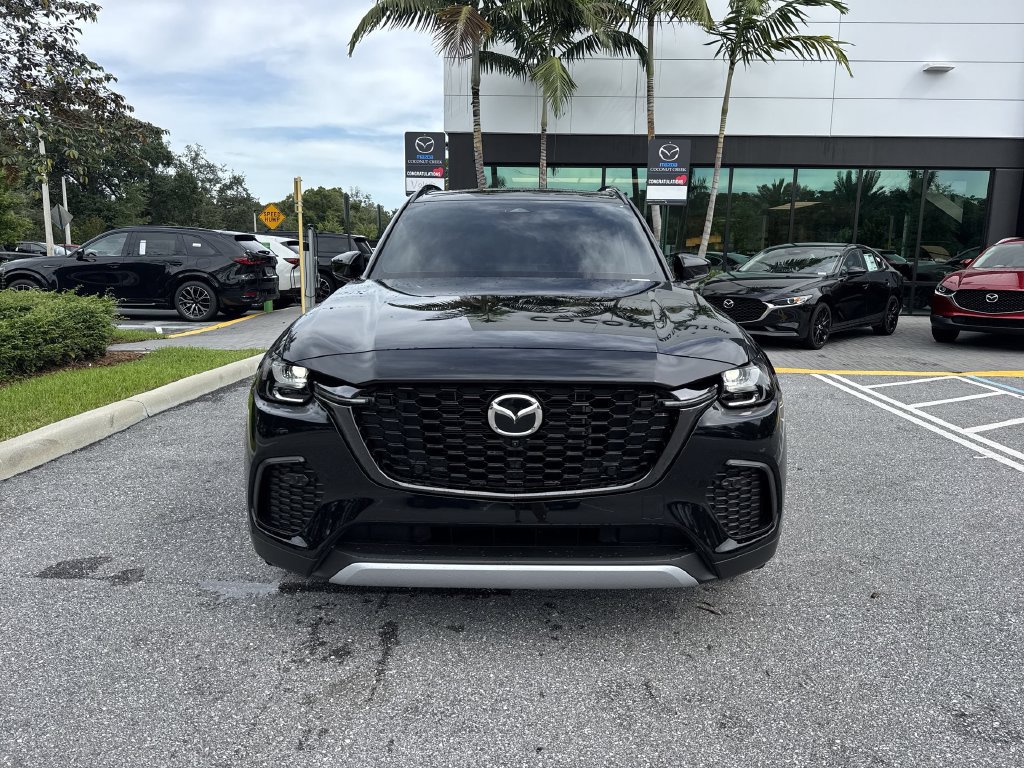 Certified 2025 MAZDA CX-70 Plug-In Hybrid w/ Premium Plus AWD/4WD image 8